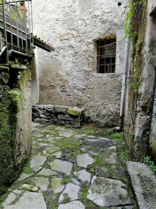 L'Antico Borgo, Un Mix Di Storia E Romanticismo Villa Lierna Exterior photo